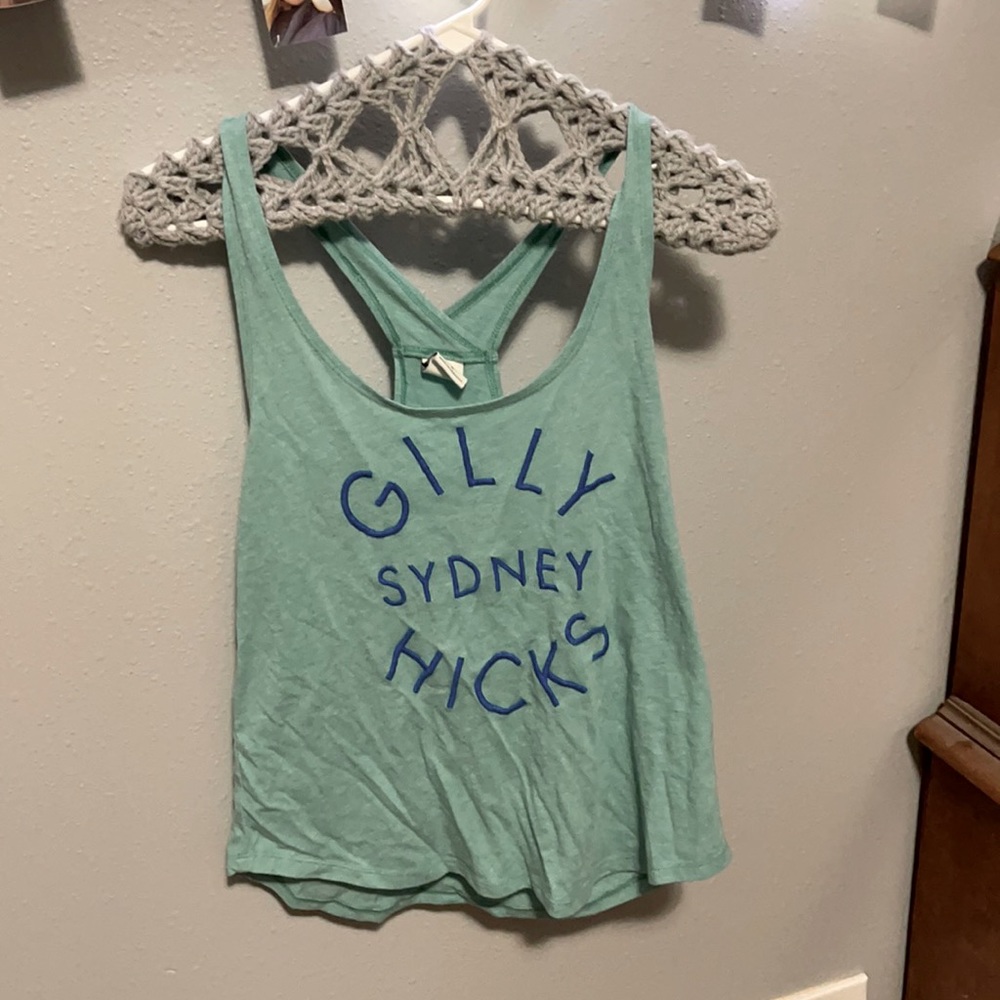 Gilly Hicks tank top